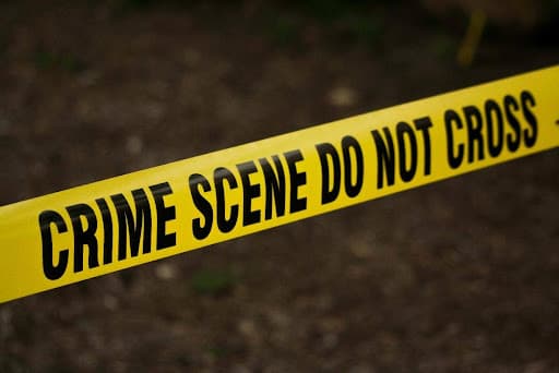 La scena del crimine è ancora per lo più inaccessibile  per il detective privato penalista italiano.