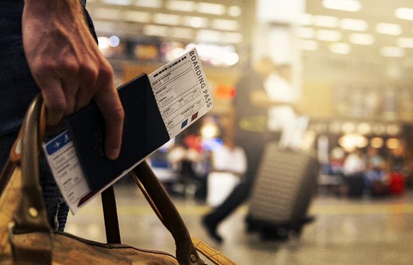 Truffe delle finte agenzie di viaggio: come riconoscerle, verificarle ed evitare acconti fantasma