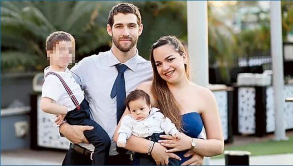 La bella famiglia di Eitan prima della tragedia.